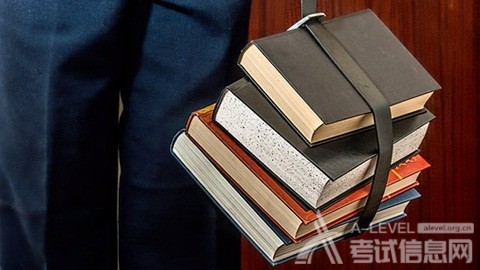 A-Level考试报名费用和报名材料